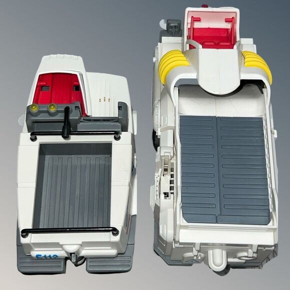 Vintage Rokenbok System RC Sweeper Vehicle & Emergency Speedster Vehicle Wirless - Picture 7 of 7